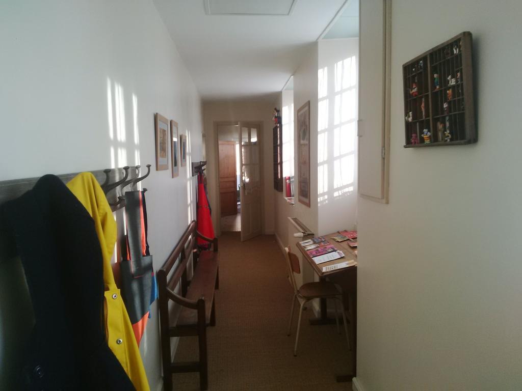 La Bonne Ecole Bed and Breakfast Les Landes-Genusson Εξωτερικό φωτογραφία